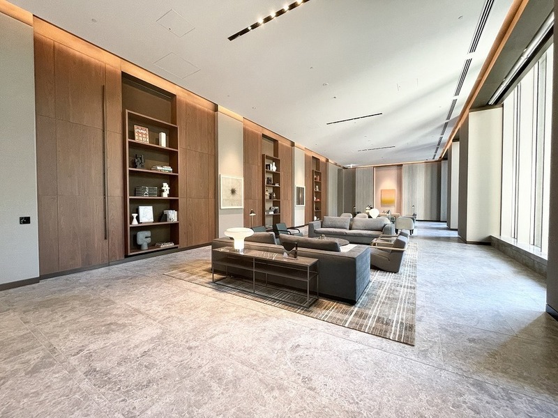 コンビニ　ファミリーマート六本木一丁目店（コンビニ）まで169m