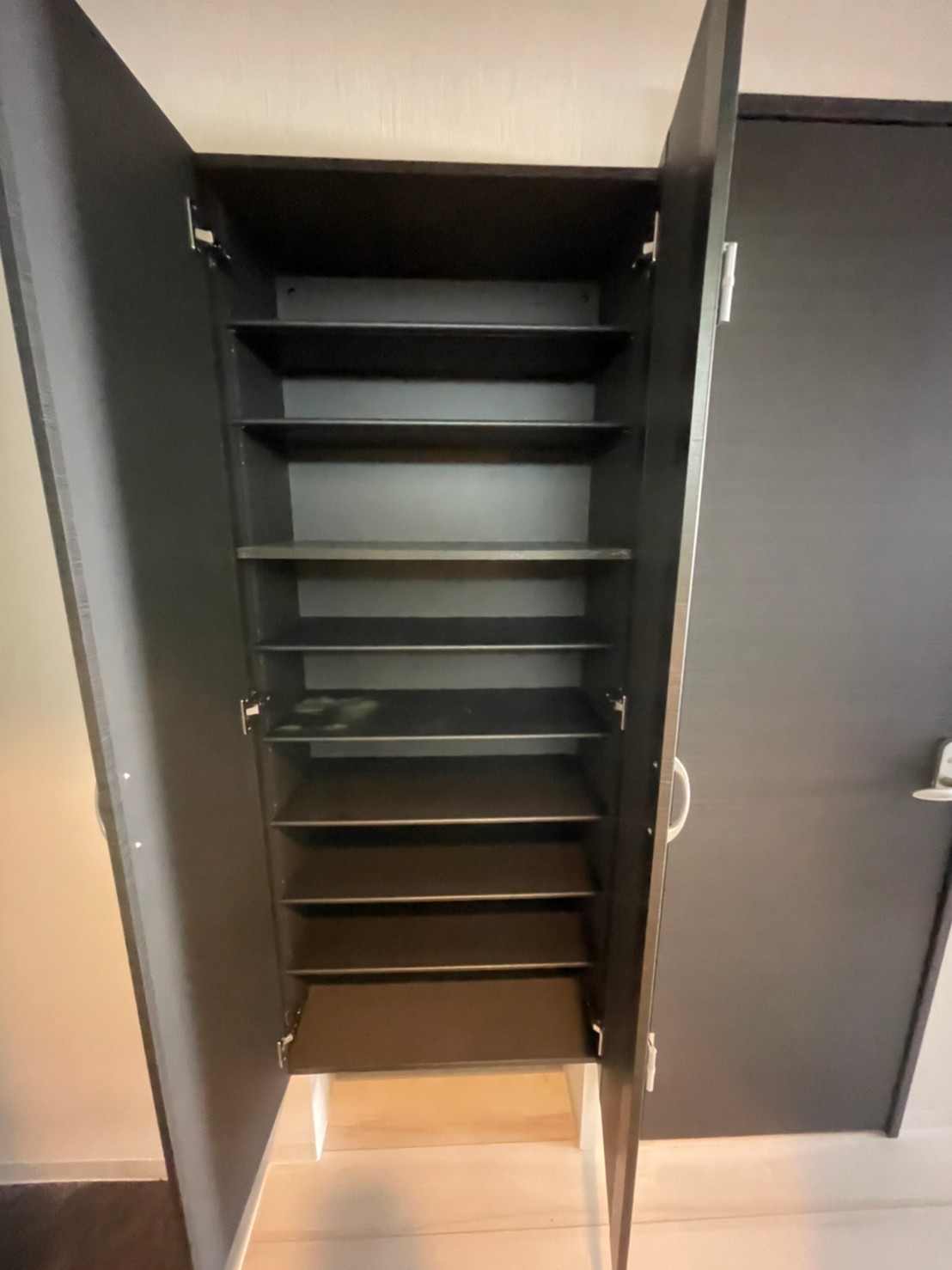 玄関　※同建物別部屋