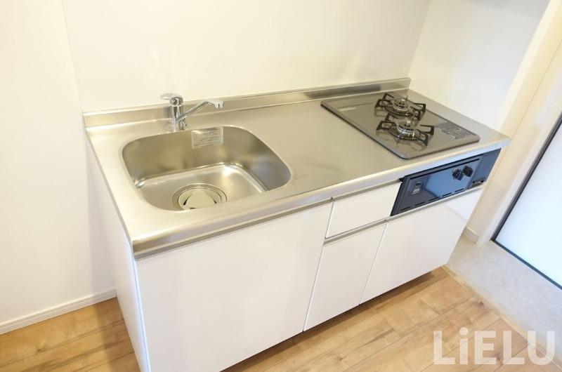 キッチン　同シリーズ物件のモデルルームになります※現況優先