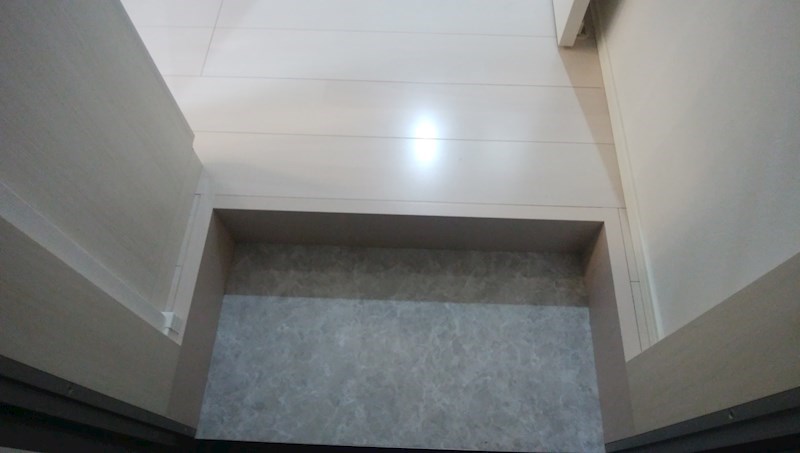 玄関　同タイプの写真です。