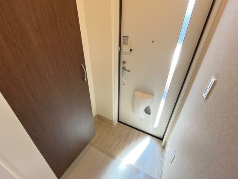 玄関　図面と現状に相違がある場合には現状を優先