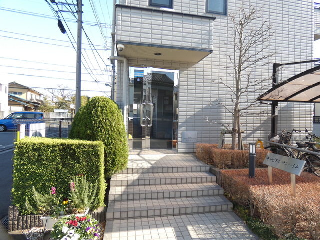 エントランス　★植栽がきれいなエントランス★