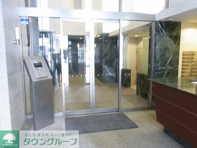 エントランス　★日勤管理で防犯対策★