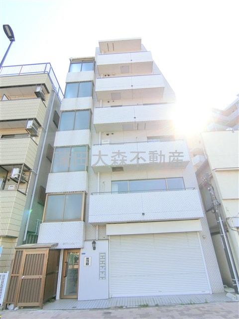 建物外観　1985年4月築　RC鉄筋コンクリート造地上6階建て総戸数5