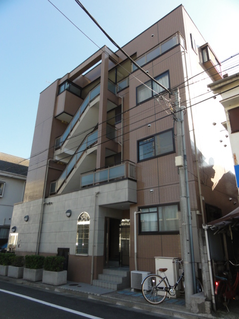 建物外観　★タイル張りの綺麗な外観★