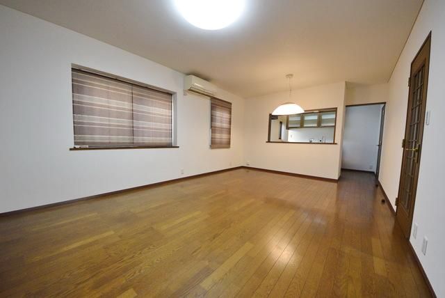 居室・リビング　12.3帖リビング