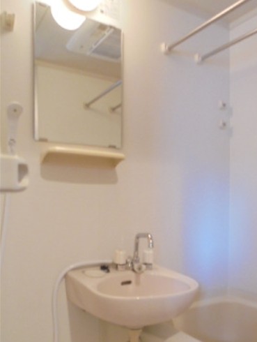 洗面設備　同タイプのお写真です