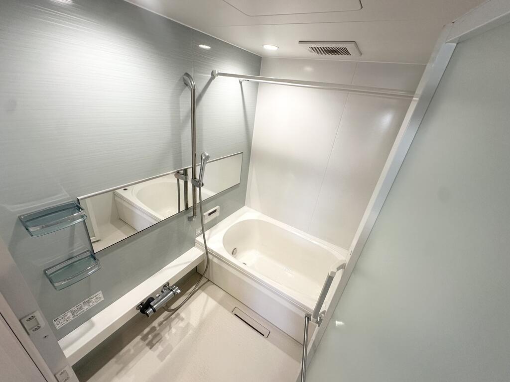 バス・シャワールーム　※同タイプ間取りの写真です。