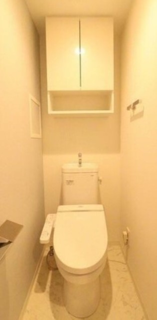 トイレ　別部屋同仕様タイプ