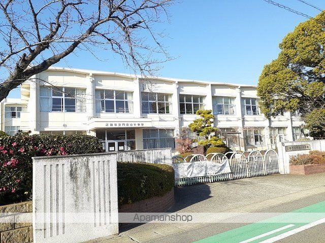 小学校　江南市立　門弟山小学校（小学校）まで800m
