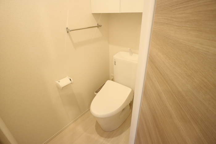 トイレ　温水洗浄暖房便座