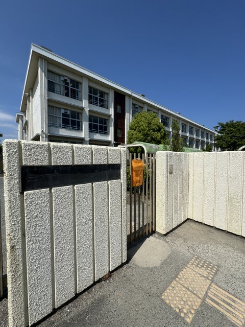 小学校　三木市立緑が丘東小学校（小学校）まで625m