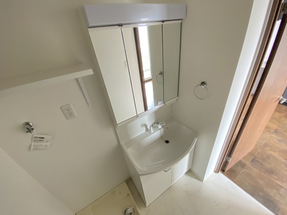 洗面設備　※別部屋の写真です