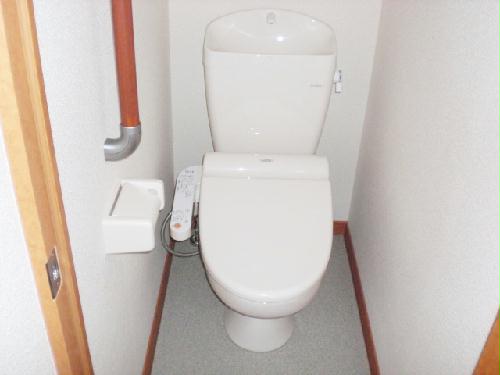 トイレ　１人暮らしにも嬉しいバストイレ別