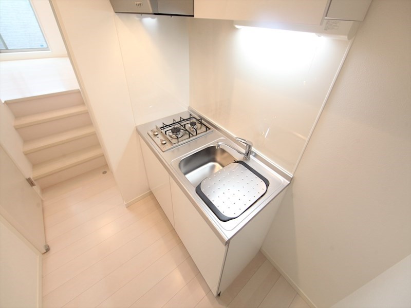 キッチン　システムキッチン（ガス2口コンロ付）