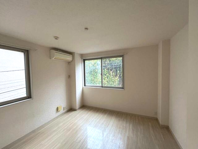 居室・リビング　明るい角部屋になります。