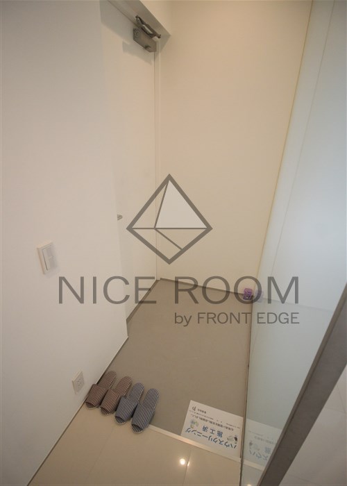 玄関　アーバンフラッツ湊町　玄関