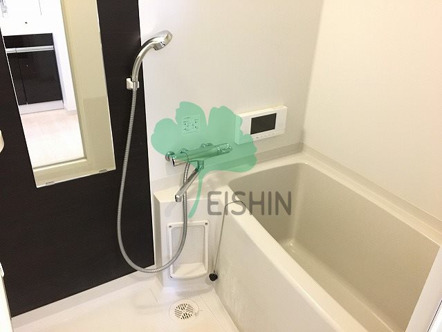 バス・シャワールーム　清潔感のある浴室です！