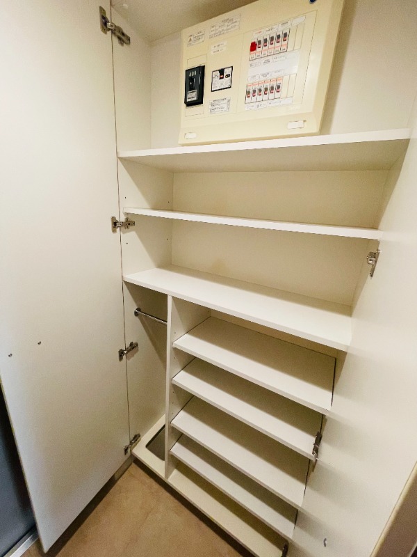 玄関　シューズボックスです♪