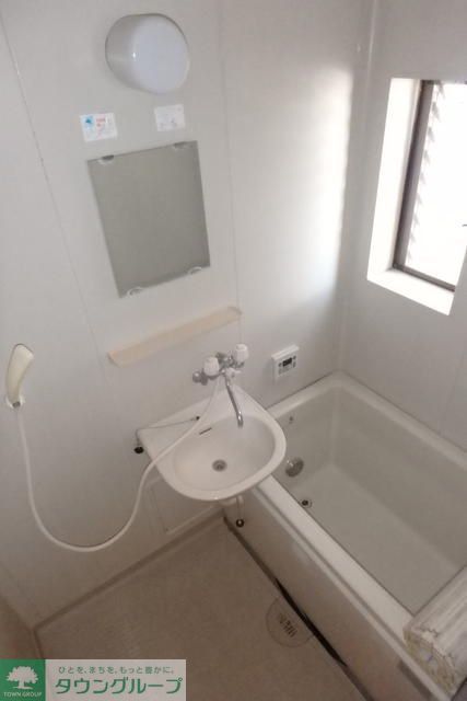 バス・シャワールーム