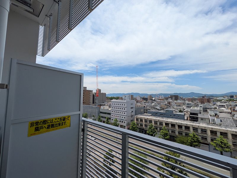 眺望　同建物同号室の室内写真です。