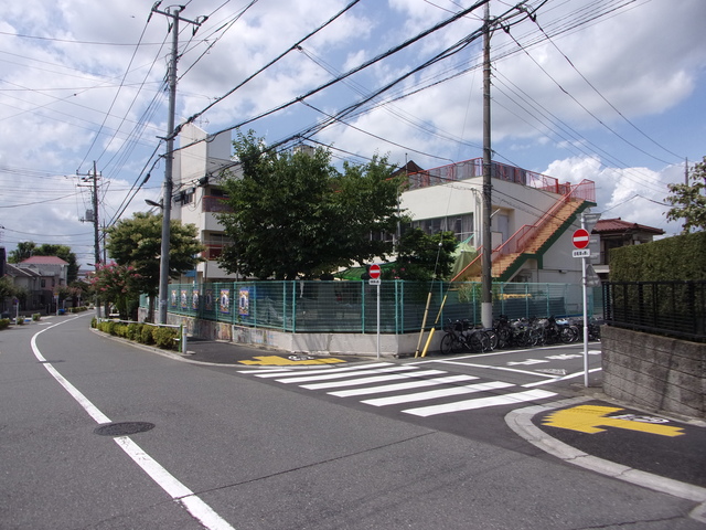 幼稚園・保育園　白鳩保育園（幼稚園・保育園）まで592m