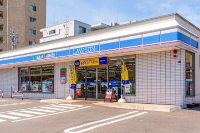コンビニ　ローソン札幌本郷通七丁目店（コンビニ）まで263m