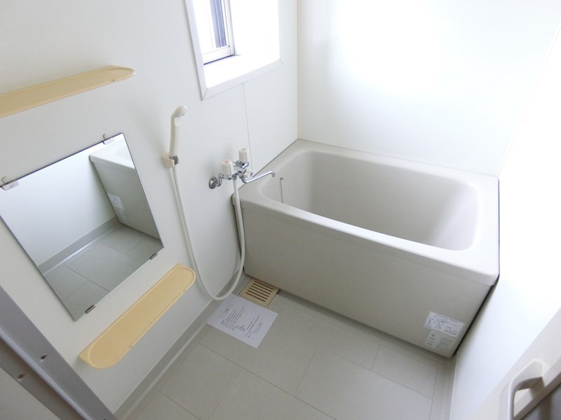 バス・シャワールーム　バスルーム