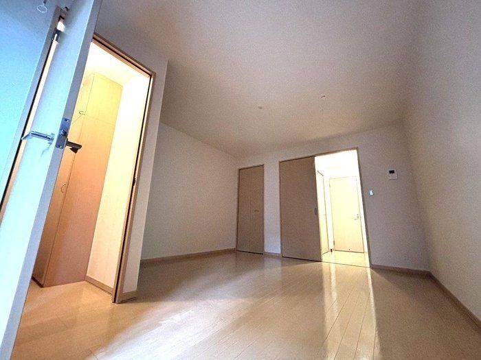 居室・リビング　★８．７５帖フローリング★