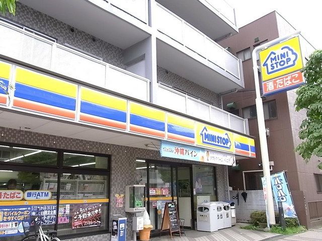 コンビニ　ミニストップ（コンビニ）まで600m