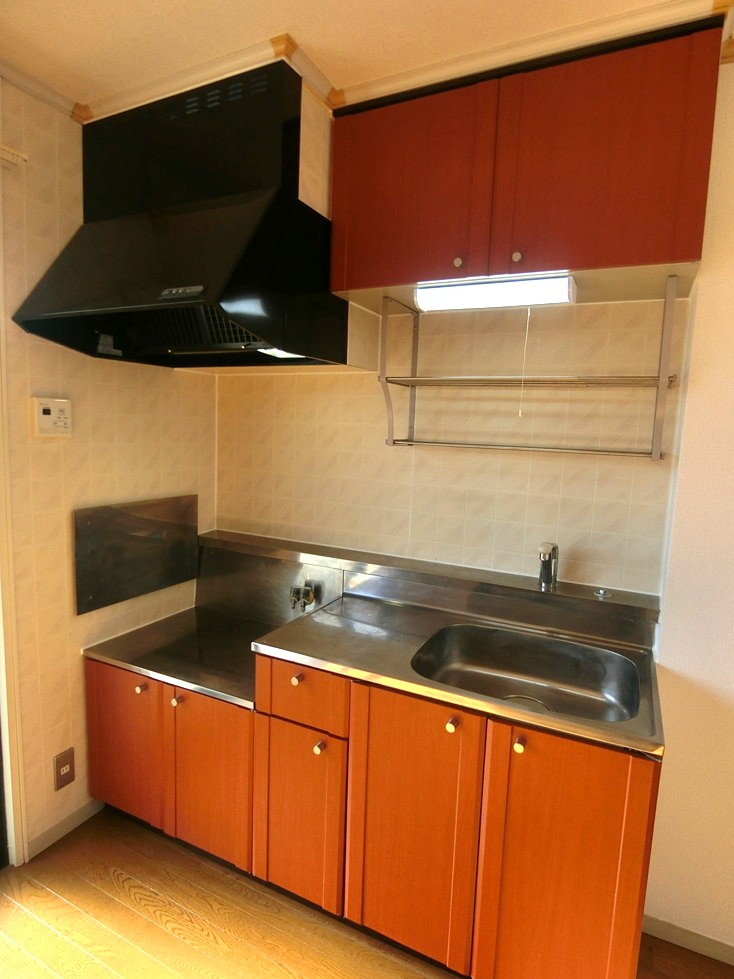 キッチン　ガスコンロ設置可能のキッチンです☆場所を取るお鍋やお皿もたっ