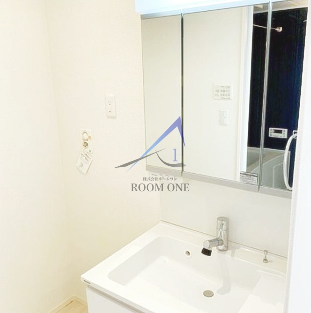 洗面設備　洗面台です。