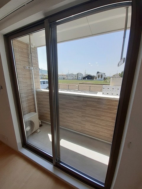 バルコニー　バルコニー