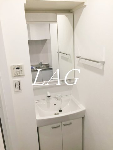 洗面設備　洗面台です。