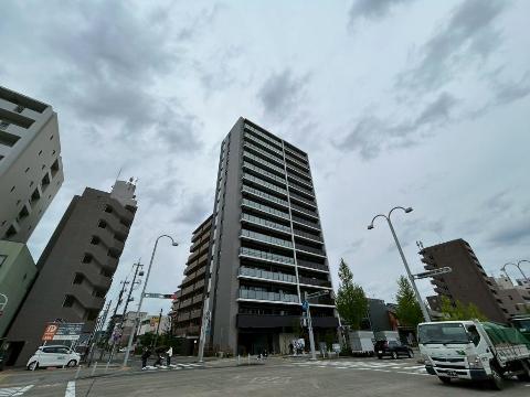 建物外観　外観写真（昼）