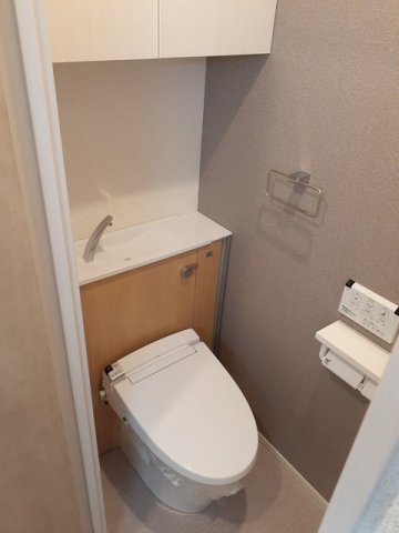 トイレ　コンパクトで使いやすいトイレです