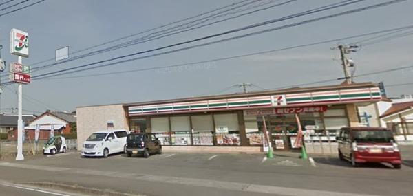 コンビニ　セブンイレブン宮崎村角町店（コンビニ）まで932m