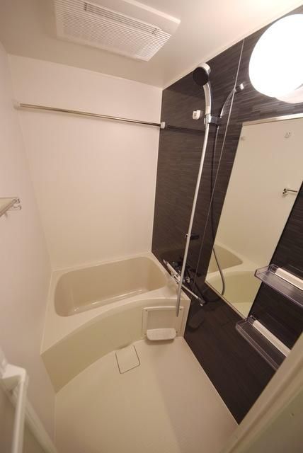 バス・シャワールーム　★★バス・トイレ別★★