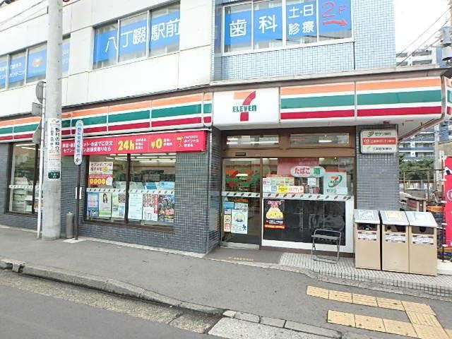 コンビニ　セブンイレブン川崎八丁畷駅前店（コンビニ）まで365m