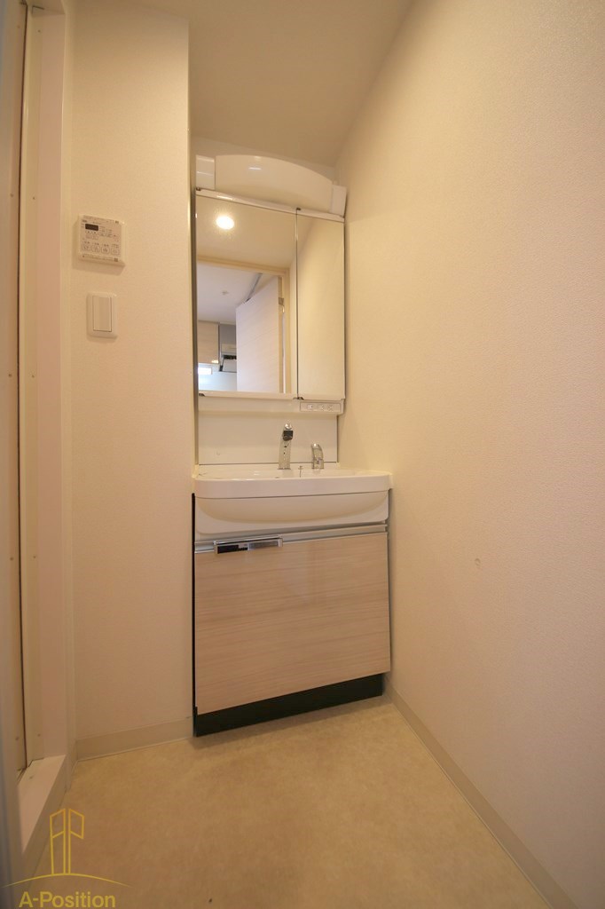 洗面設備　プレサンス谷町七丁目