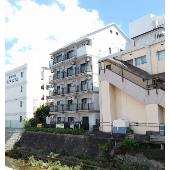 建物外観　特急停車駅【西鉄二日市駅】から徒歩１分！