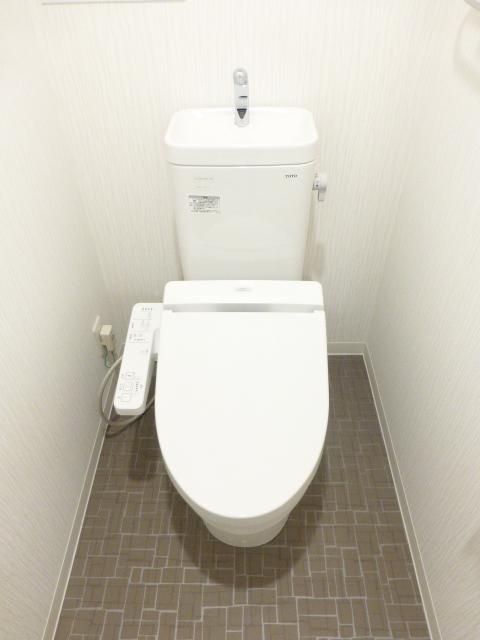 トイレ　トイレ