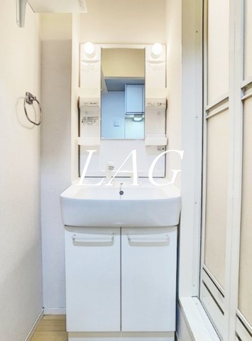 洗面設備　洗面台です。