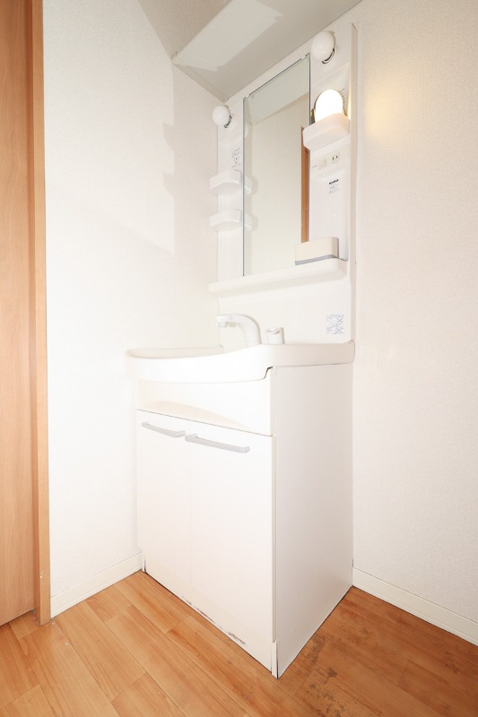 洗面設備　図面と現状に相違がある場合には現状を優先