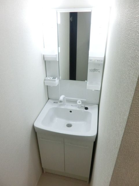 洗面設備　忙しい朝に便利なシャンプードレッサー