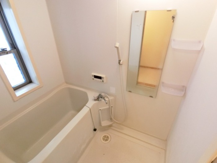 バス・シャワールーム　浴室