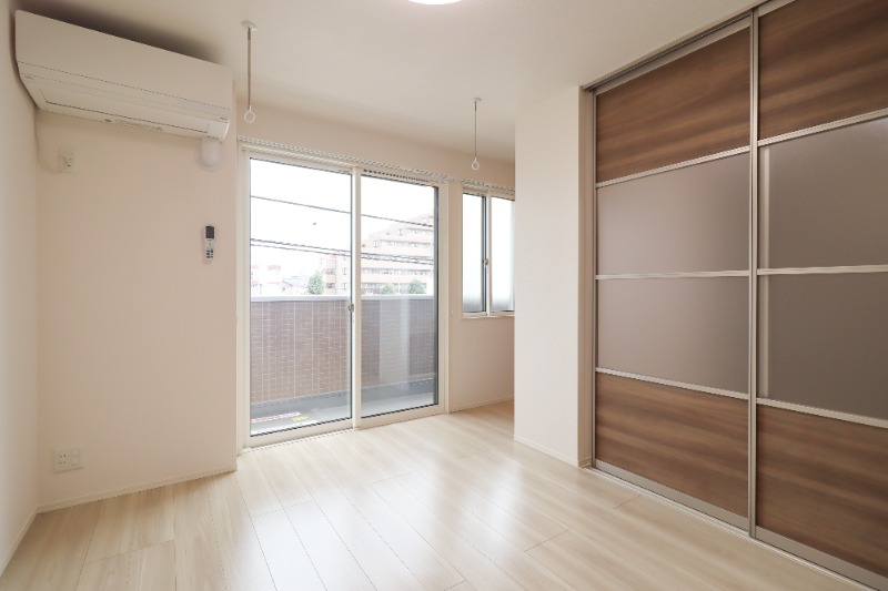 居室・リビング　図面と現状に相違がある場合には現状を優先