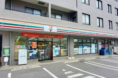 コンビニ　セブン-イレブン 横浜富岡東４丁目店（コンビニ）まで315m