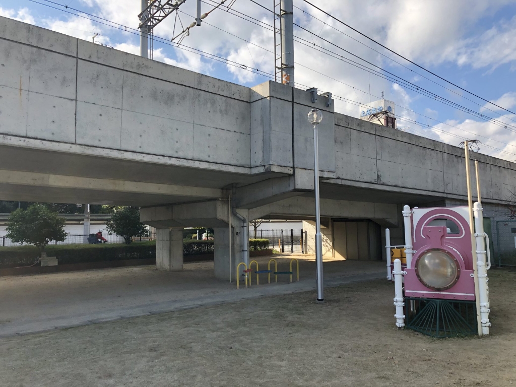 公園　千成町3丁目公園（公園）まで212m