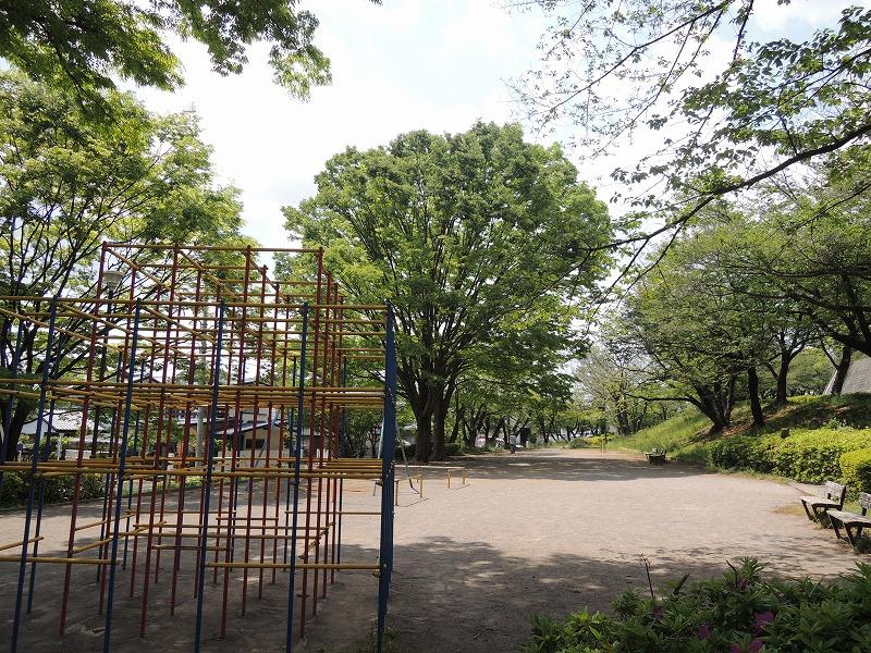 公園　鶴川鶴の子児童公園（公園）まで382m